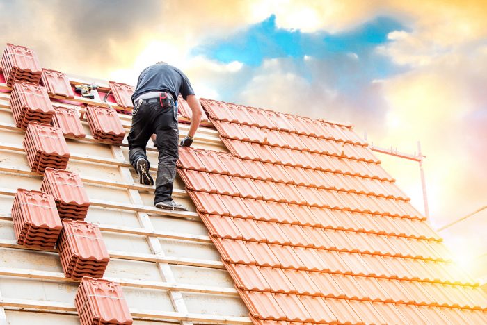 Werde Dachdecker!  : Beginne deine Ausbildung bei der SPREMDACH GmbH